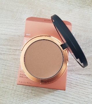 it cosmetics bronzer