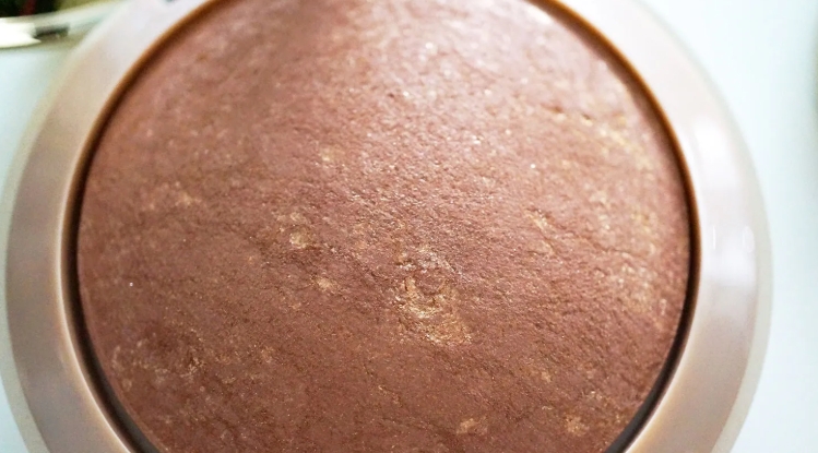 lovely bronzer