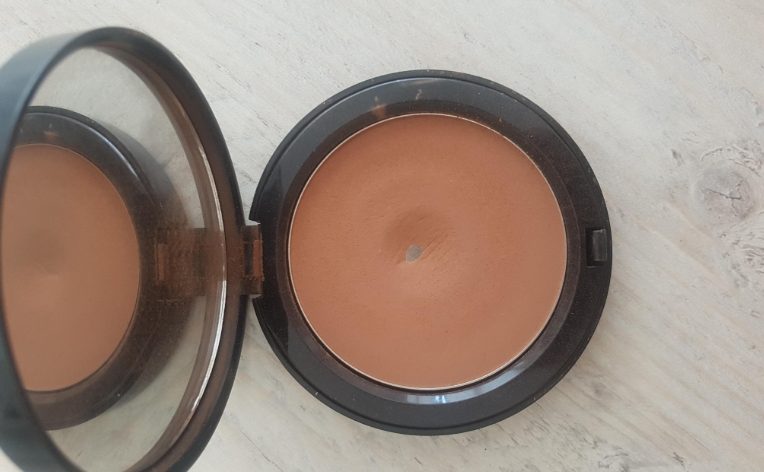 bobbi brown deep bronzer