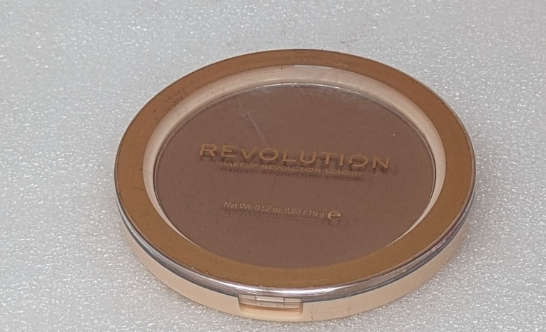 revolution mega bronzer 01 cool