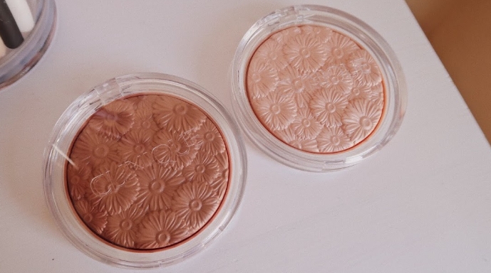 clinique flower bronzer