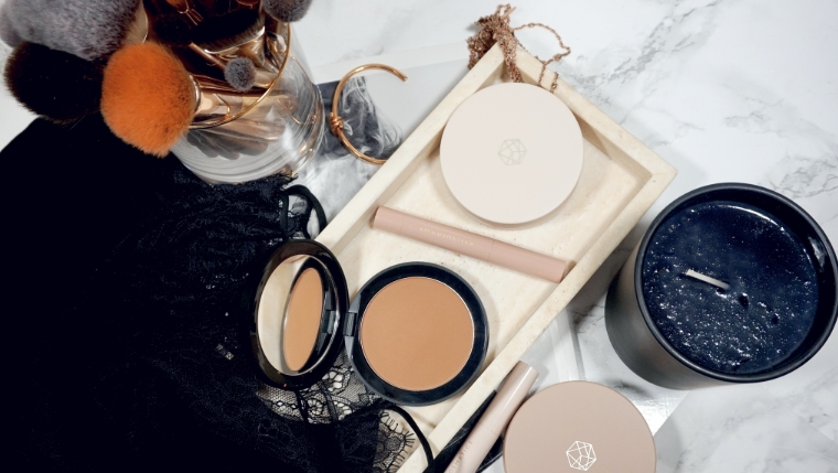 bronzer compact